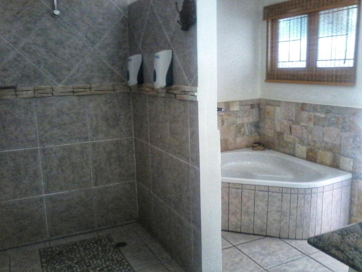 ダーバン アキドゴ ゲスト ハウス Bed & Breakfast エクステリア 写真