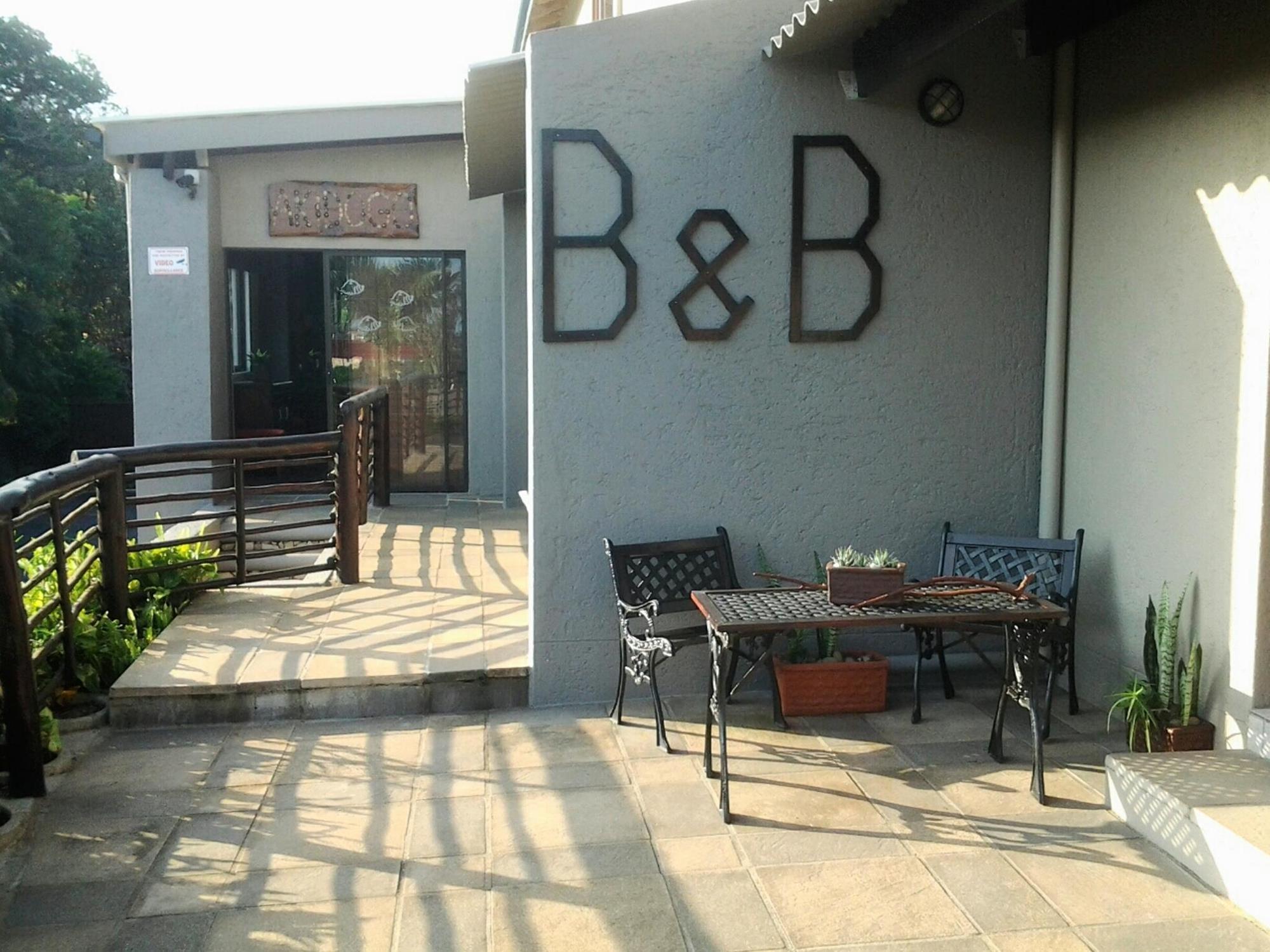 ダーバン アキドゴ ゲスト ハウス Bed & Breakfast エクステリア 写真
