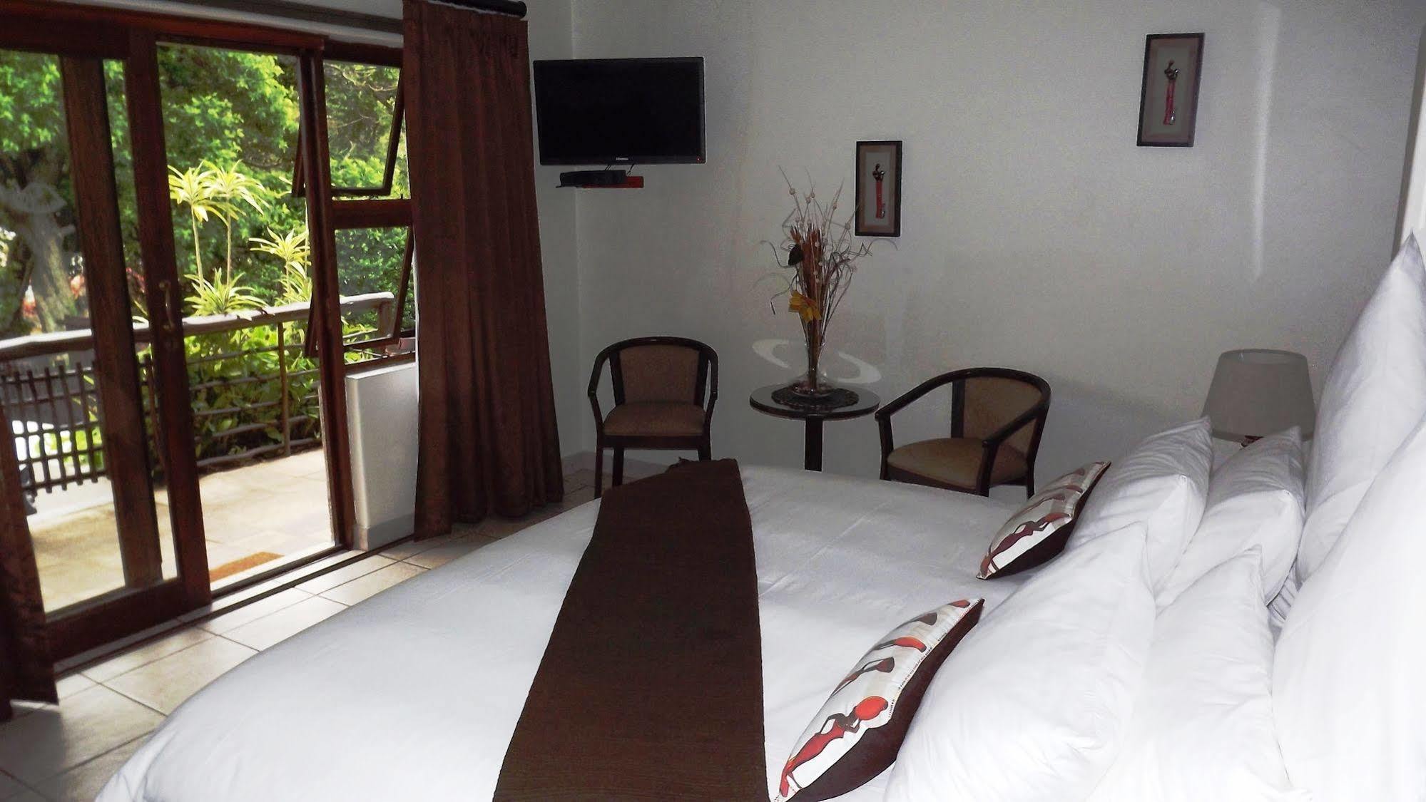 ダーバン アキドゴ ゲスト ハウス Bed & Breakfast エクステリア 写真